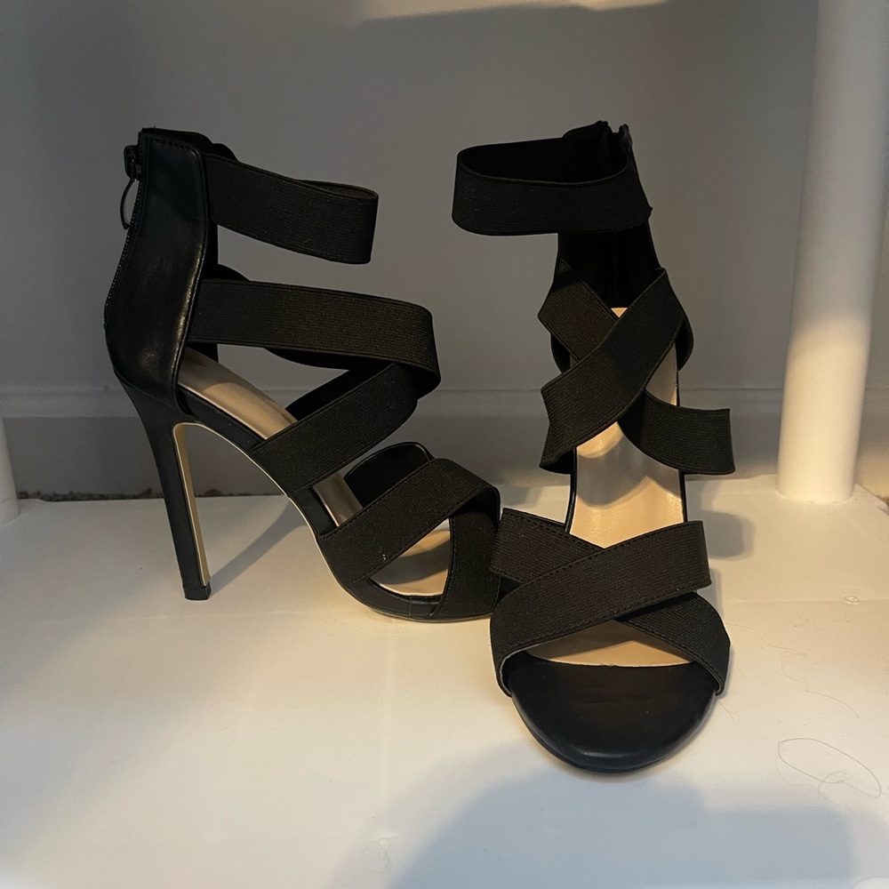 Elegant Black Strappy Caged Stretchy Heels